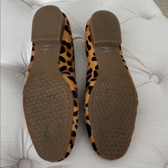 Marks and Spencer (M&S) leather leopard flats - Picture 6 of 9